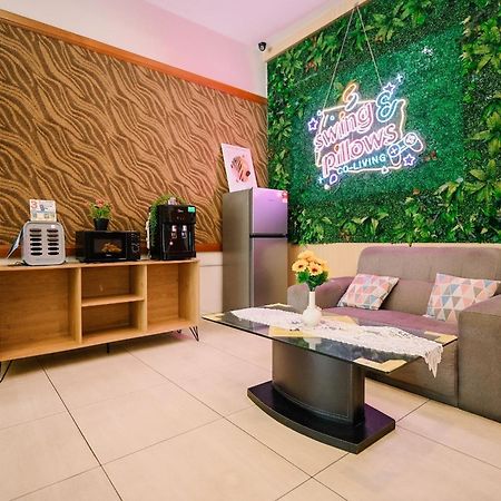 Swing & Pillows - Pj21 Petaling Jaya Dış mekan fotoğraf