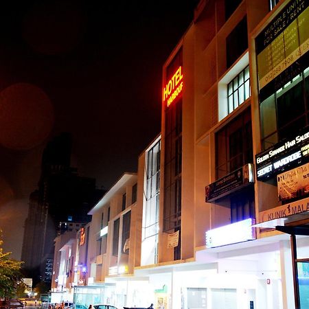 Swing & Pillows - Pj21 Petaling Jaya Dış mekan fotoğraf
