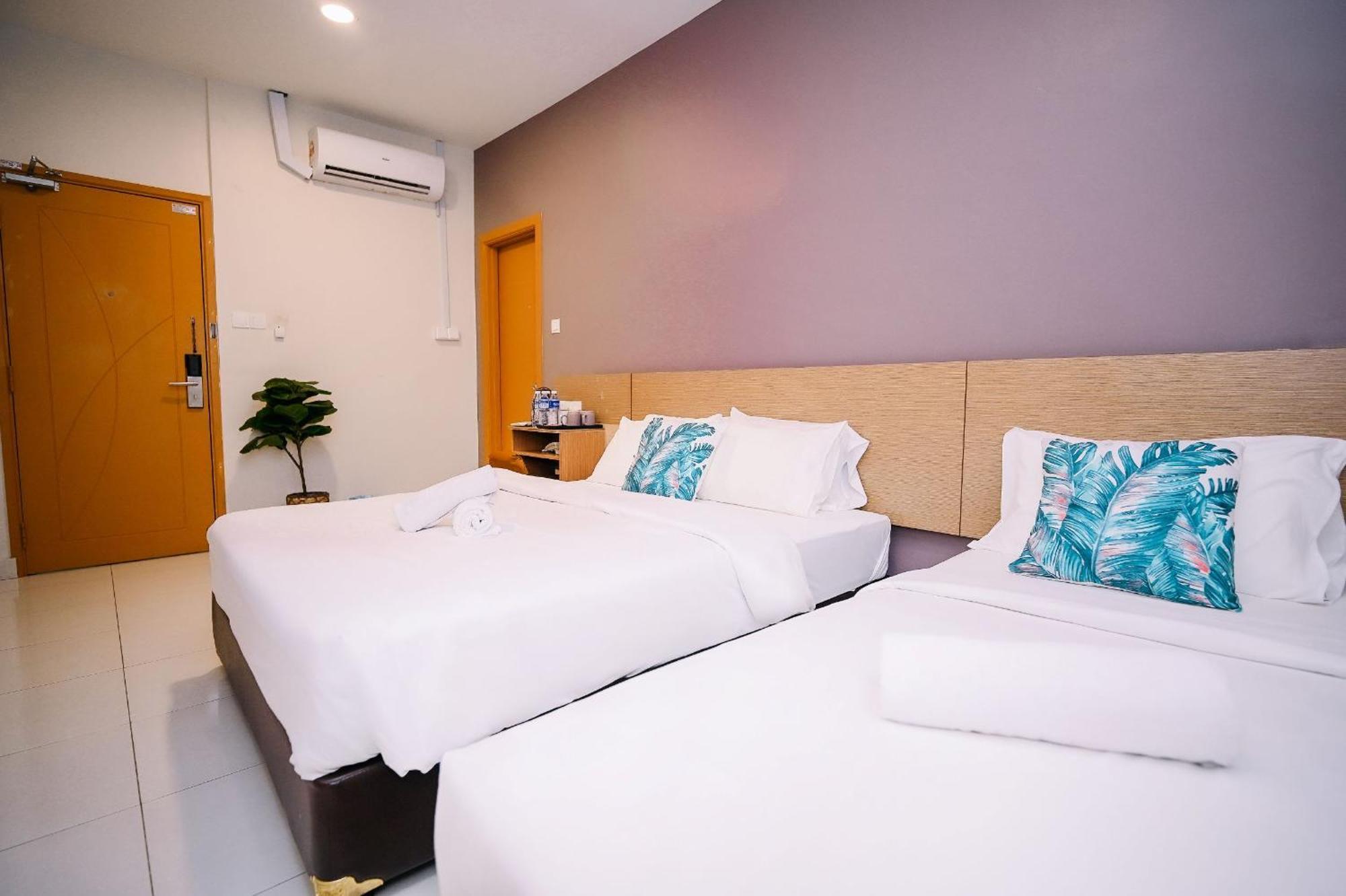 Swing & Pillows - Pj21 Petaling Jaya Dış mekan fotoğraf
